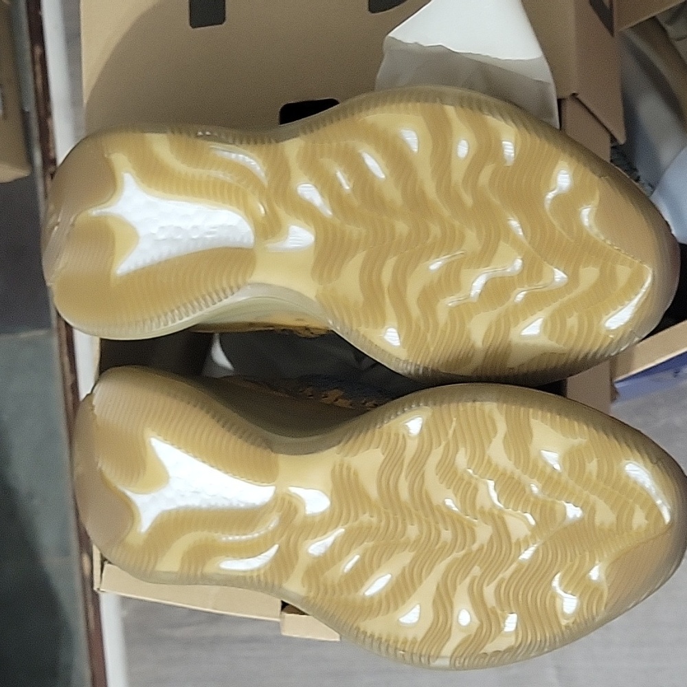 Yeezy Boost 380 QNTM